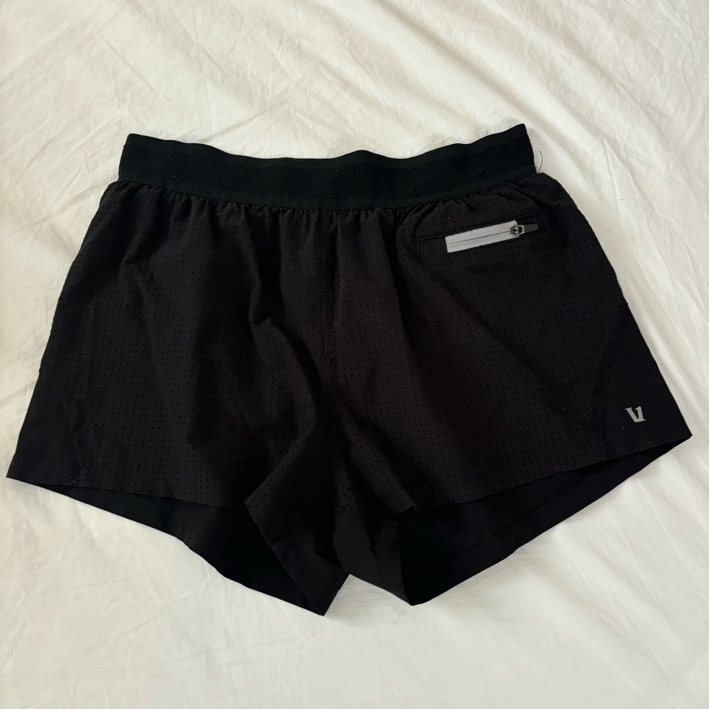 Black Vuori shorts size xs
